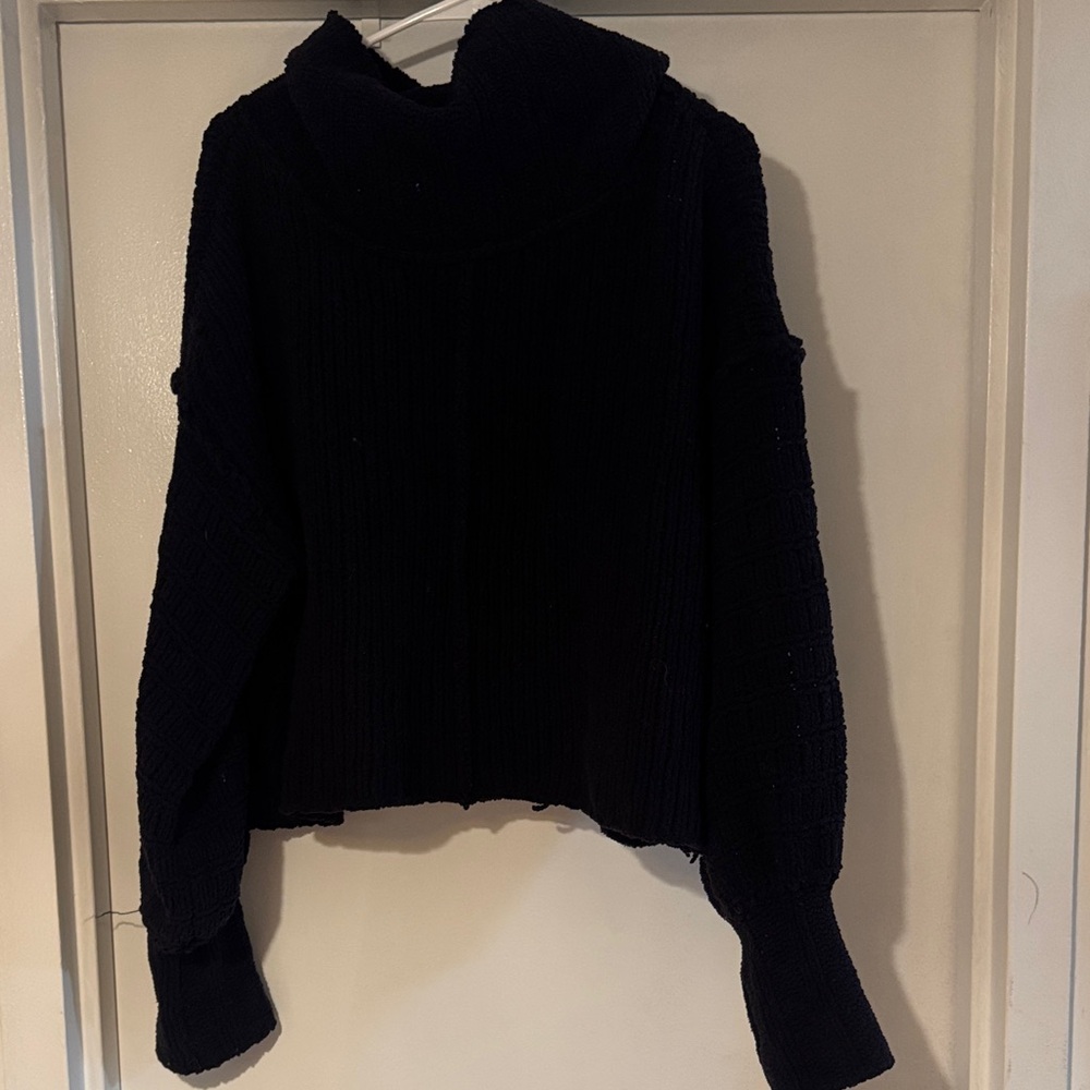 Free people Women's Black Turtleneck Sweater